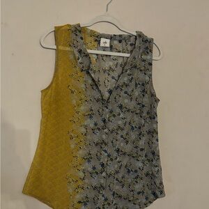 Cato Sleeveless Blouse with Yellow and Gray Floral Design